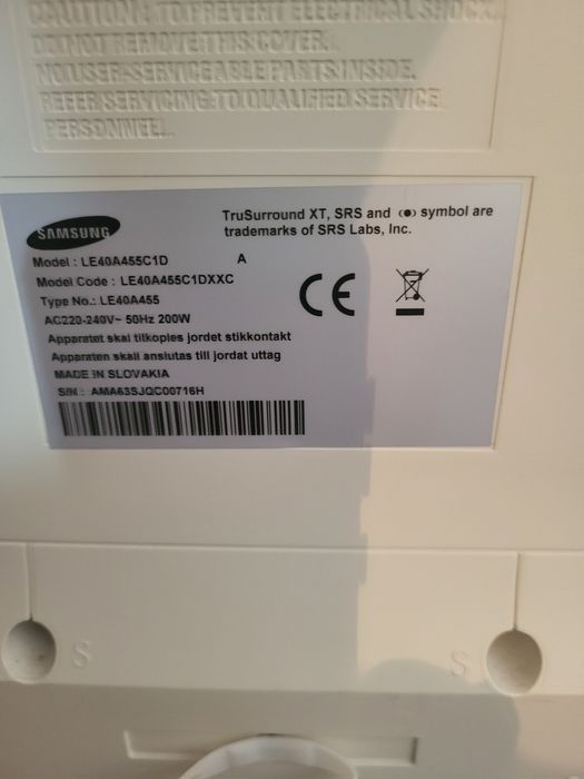 Televizoare LCD 100cm