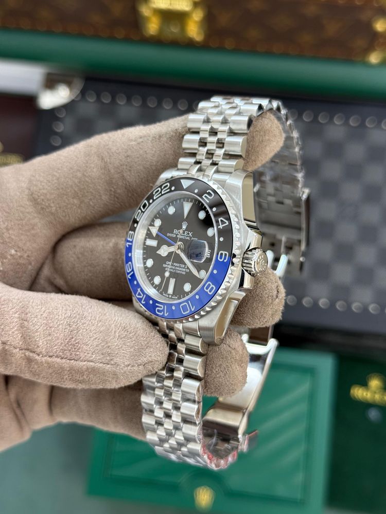Rolex GMT master II “Batgirl”