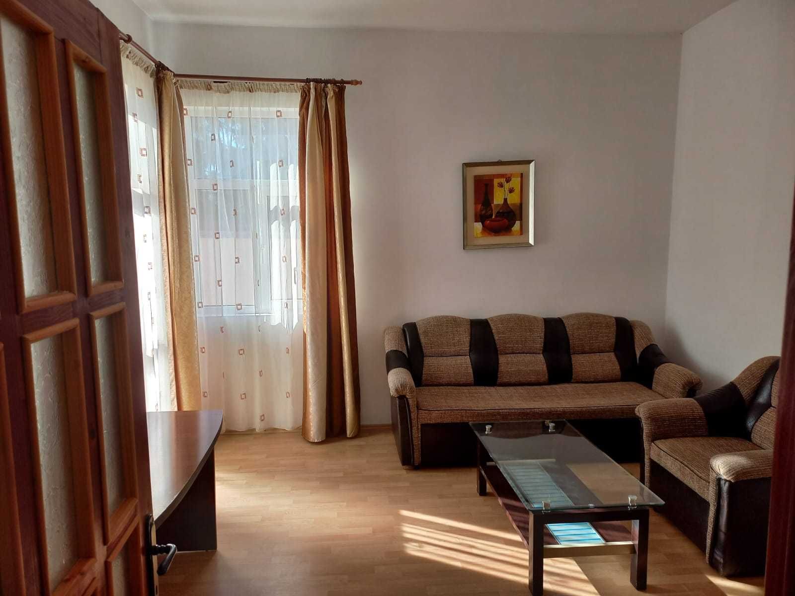 Central- Rudului- Sc.A / 2 apartamente cu 3 camereP+E