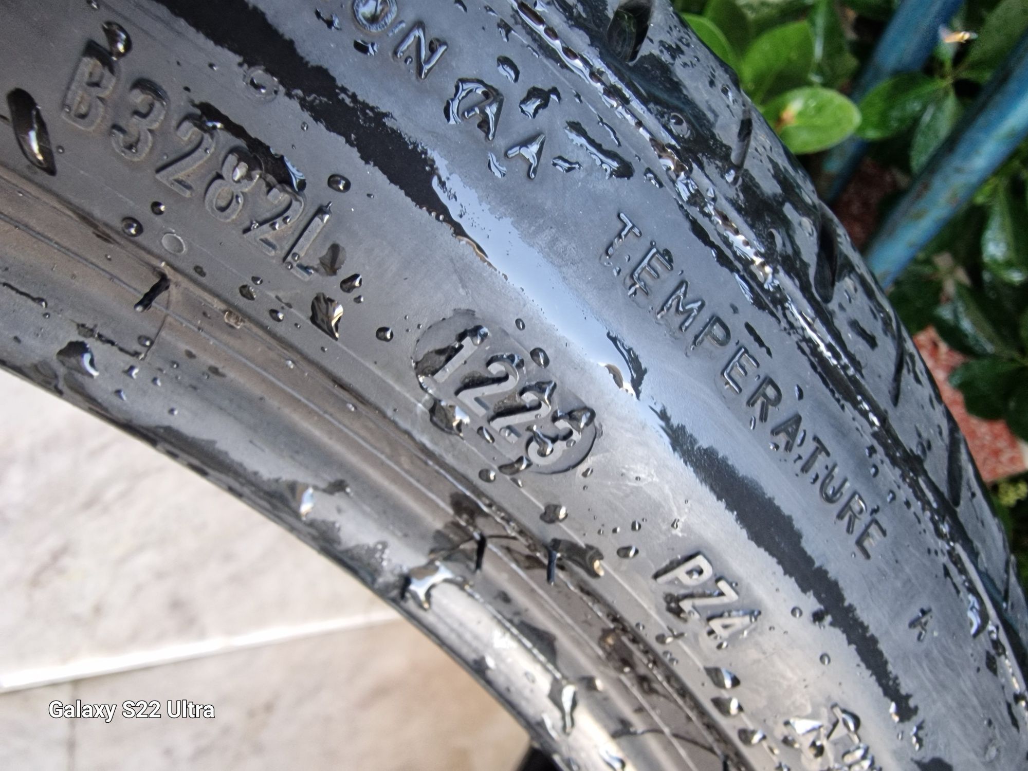 275 35 19 Pirelli DOT 23 2бр Замъка Ямбол