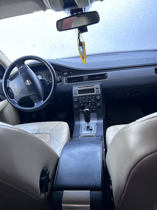 Volvo s 80 motor defect