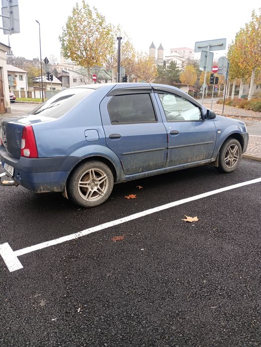 Vând Logan sau schimb