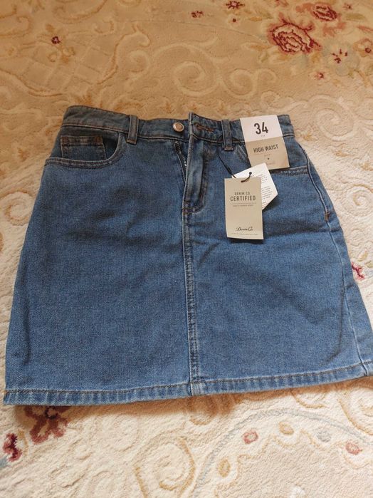 Продам джинсовую юбку на девочку-подростка