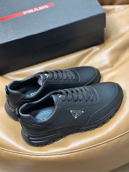 Adidasi Prada , calitate premium , pe comanda , noi , 43