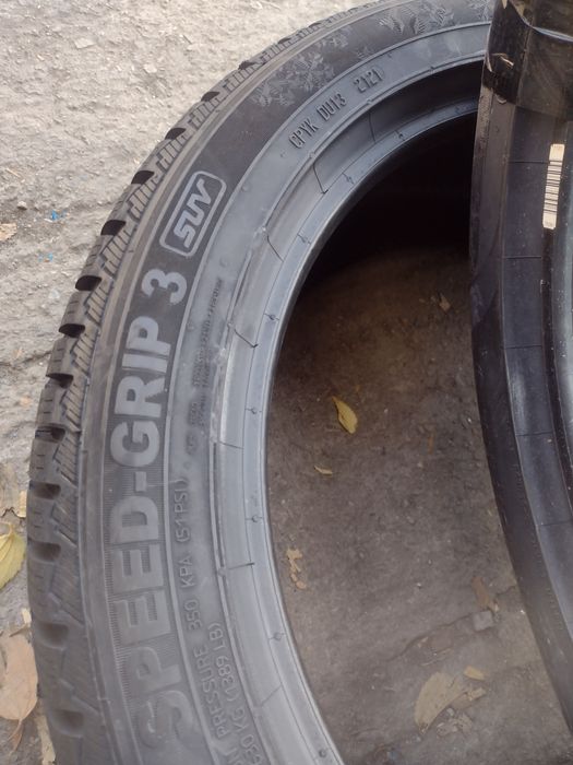 Нови 2 бр.215/50/18 Semperit SG3 suv dot2121