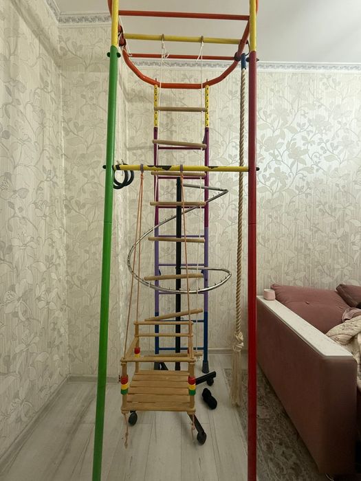 Продается шведская стенка