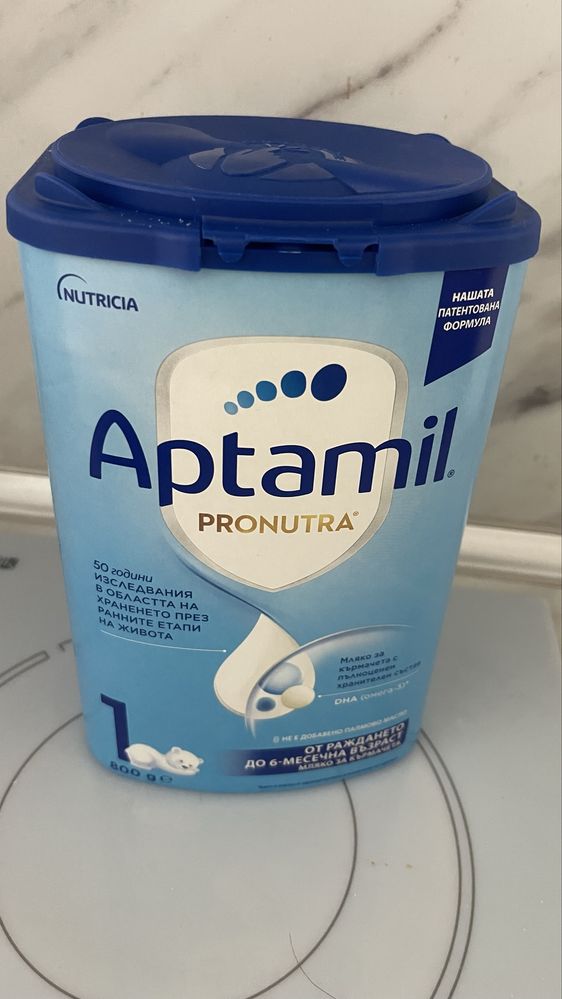 Адаптирано мляко Aptamil 1