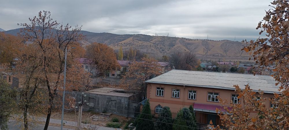 Продается 2х комнатная квартира Газалкент (центр)