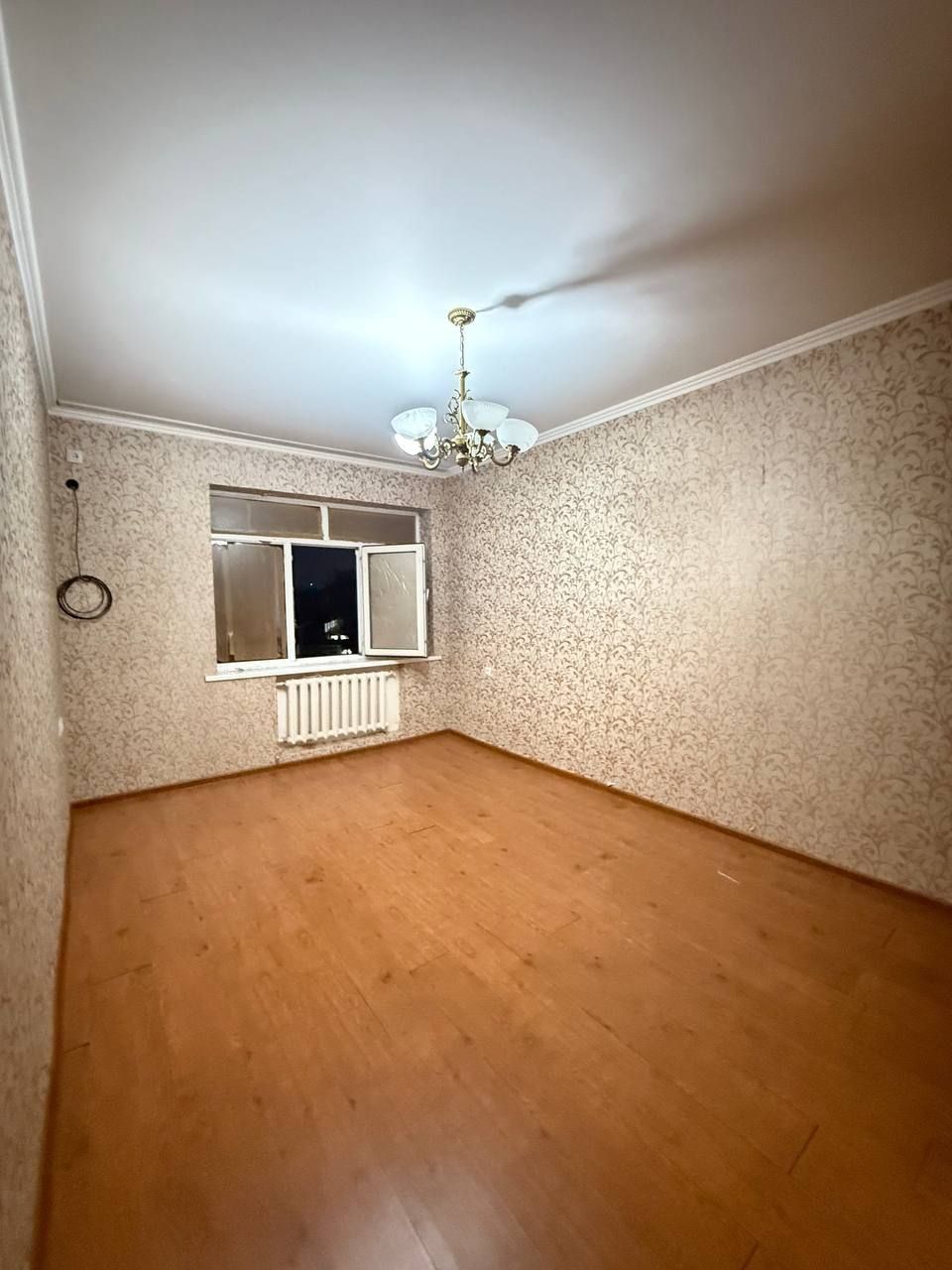 Продажа 3/4/4 на Юнусабад-13, балкон 2*6, 2 хонали сотилади