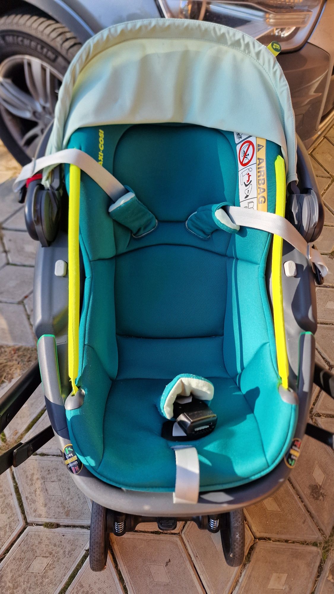 Scoica auto Maxi-Cosi Coral 360