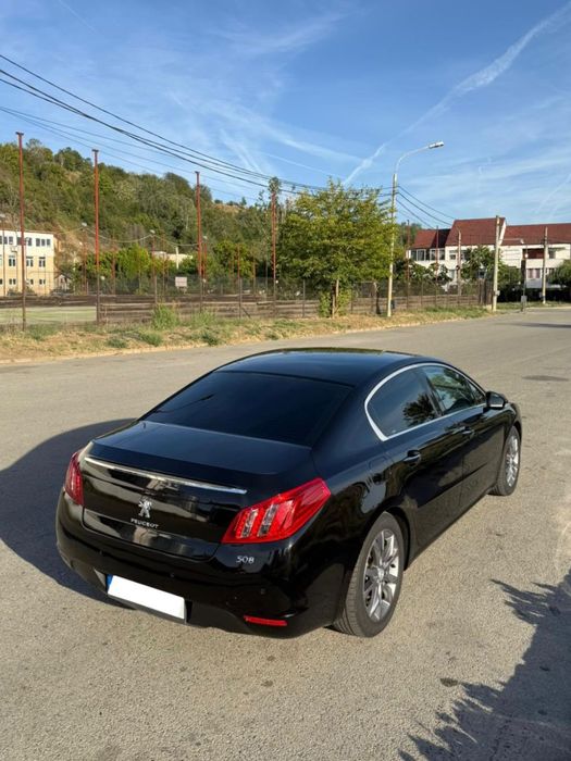 Peugeot 508 2.0 Hybrid 2013