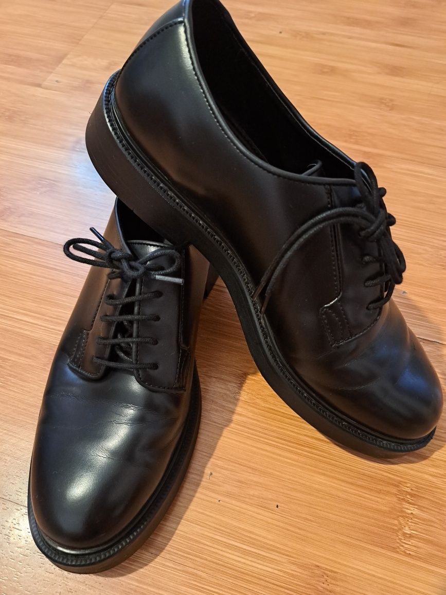 Pantofi barbati Zara