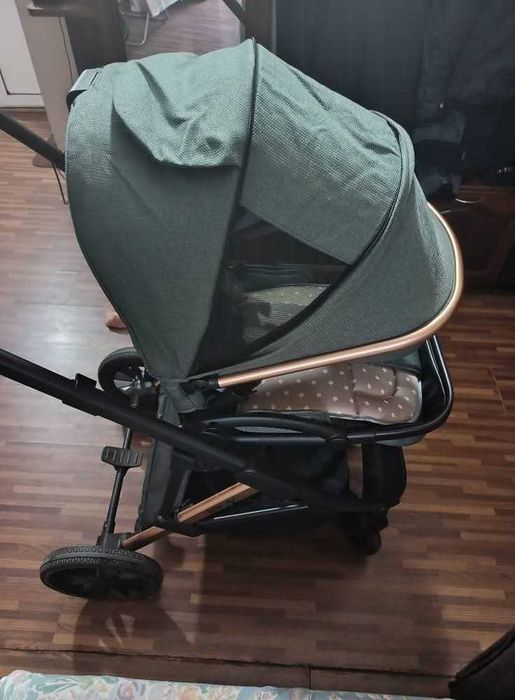 Бебешка количка с зимен и летен кош