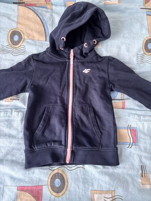 Спортивная кофта на девочку