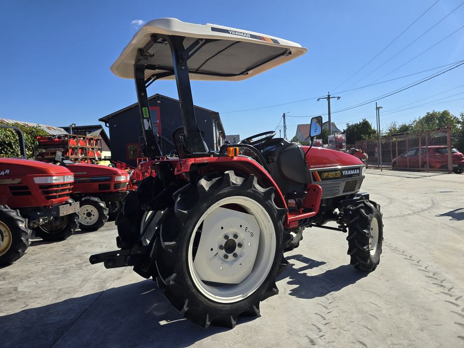 Tractor japonez Yanmar 21cp