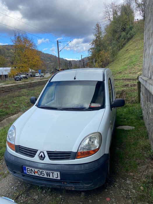 Vând renault kangoo