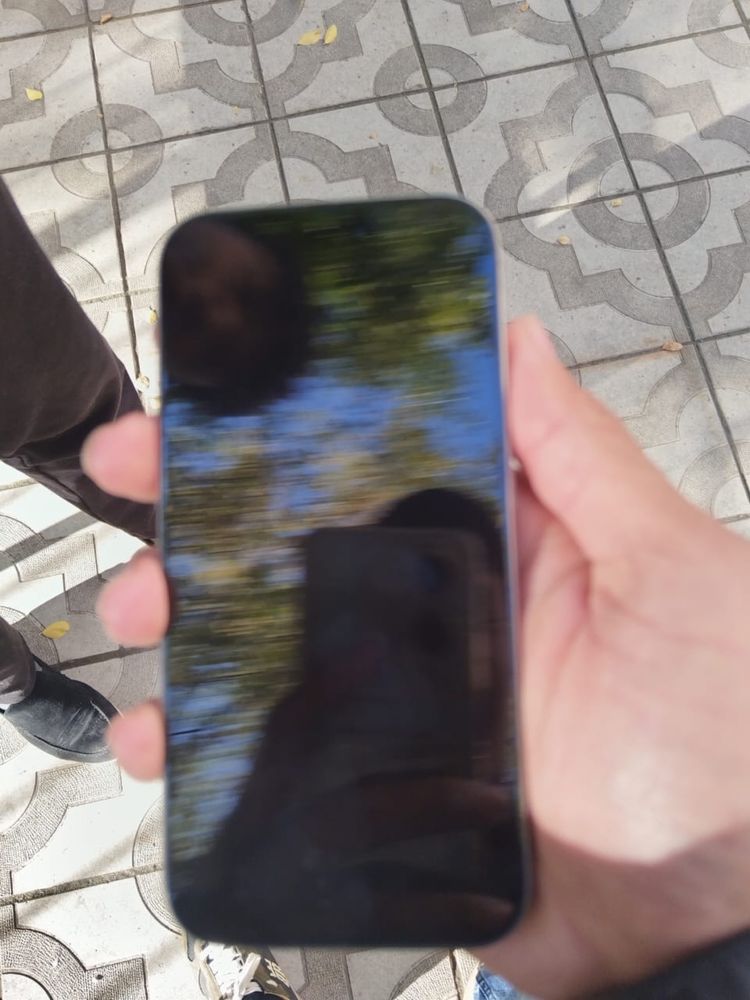 Iphone 15pro в илеальном состоянии