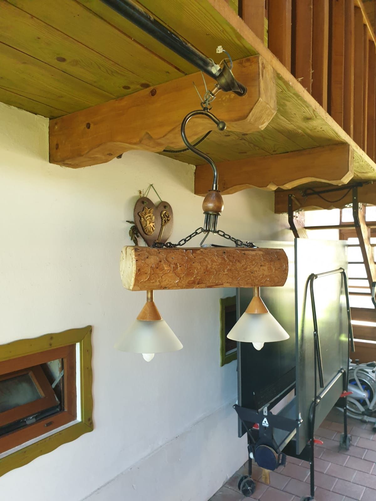 Lampa rustica lemn