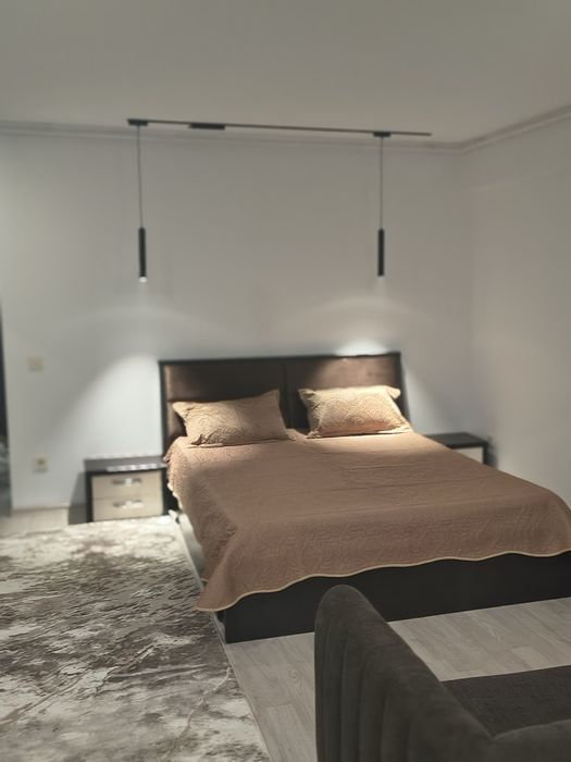 Închiriez garsonieră