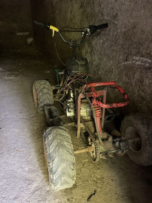 Vând atv 450 sau schimb