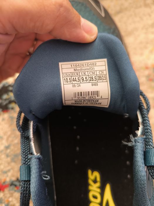 Brooks Cascadia 18 (44 si 44.5 Pret Fix)