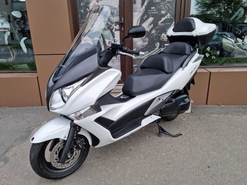 Ser vinde Honda Sw-t 400 ( Silverwing 400) ~ Garantie ~ Rate ~