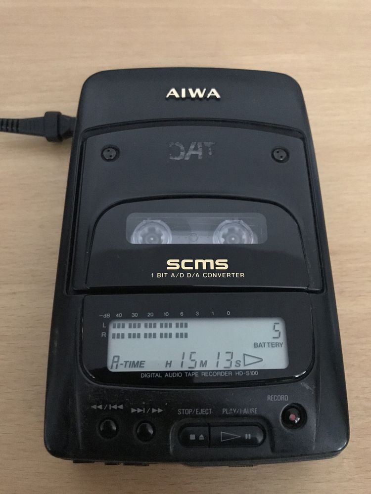 Aiwa DAT recorder HD-S100 - perfect funcțional ( casete DAT )