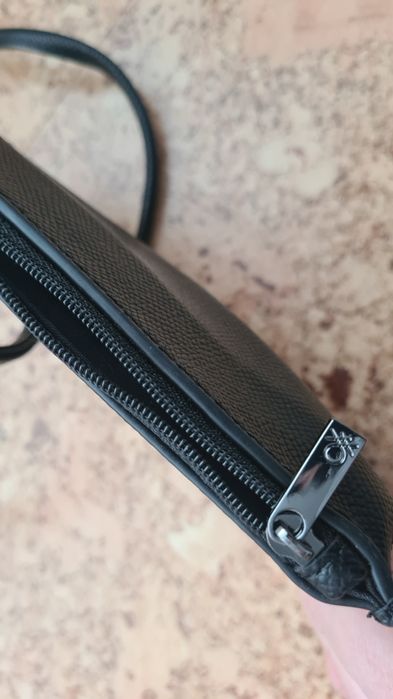 Чантичка за телефон