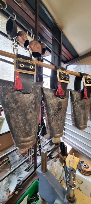 Кожени пискюли за украса на чанове