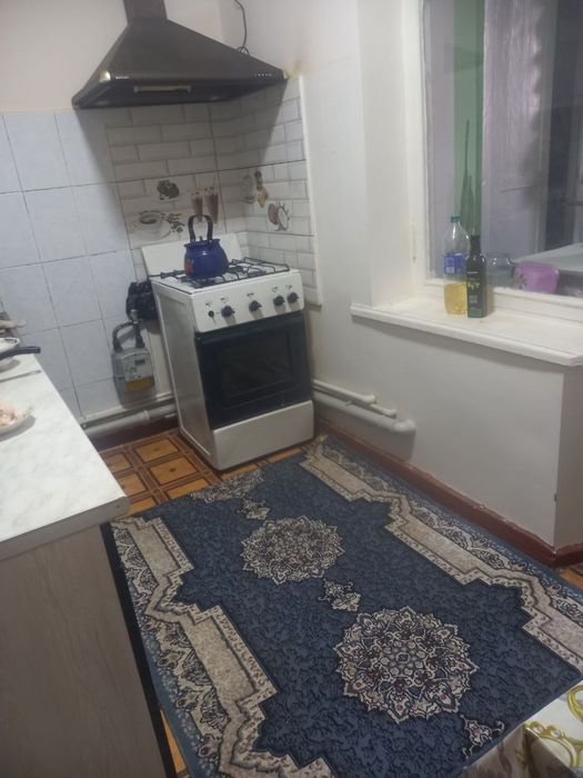 Икки хонали Уй сотилади