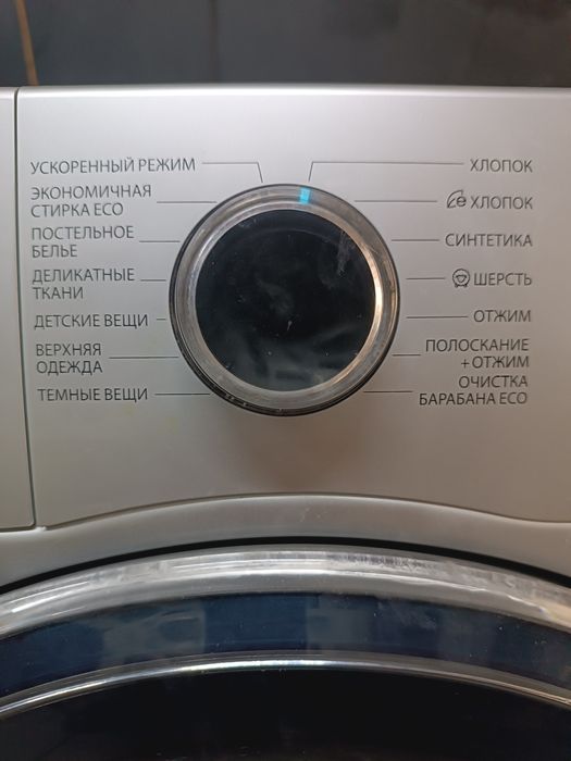 Продам стиральную машинку Самсунг на 8 кг