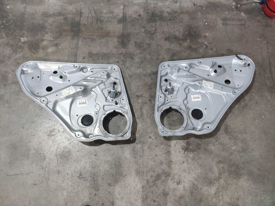 Macara spate stanga dreapta manuale volkswagen passat b5.5 2001-2005