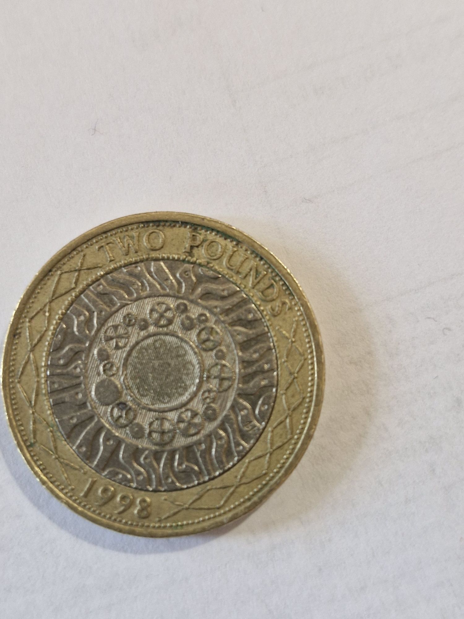 Vând moneda two polinds 1998 UK