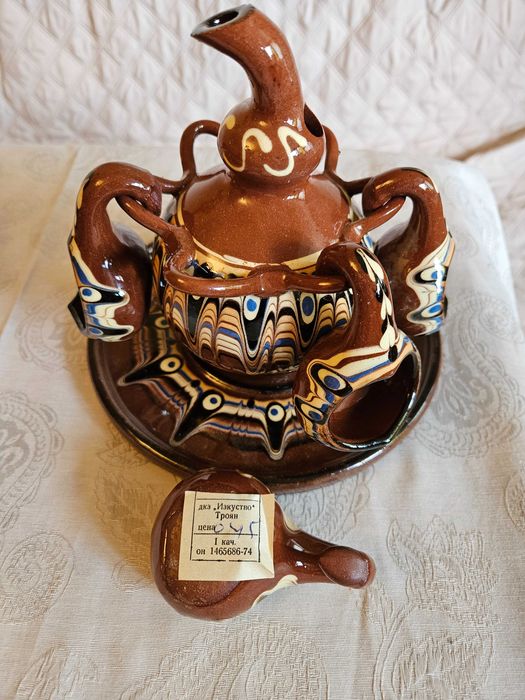 Нов сервиз за ракия-троянска керамика