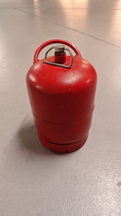 Туристически газови бутилки