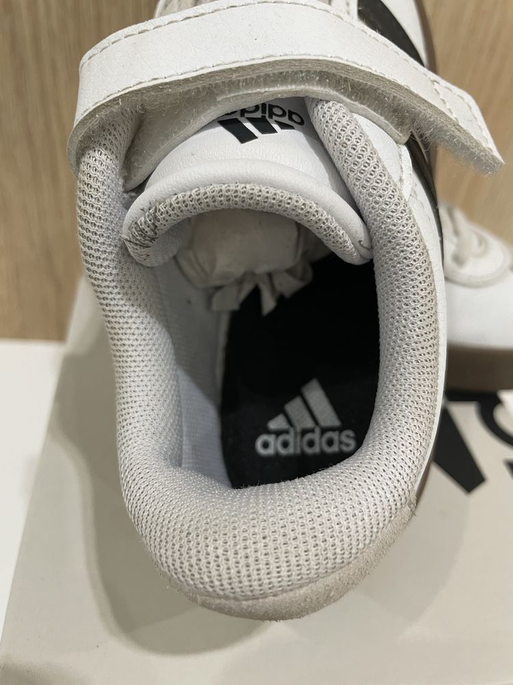 Детски маратонки adidas vl court 3.0 el c, размер 30 1/2 185см