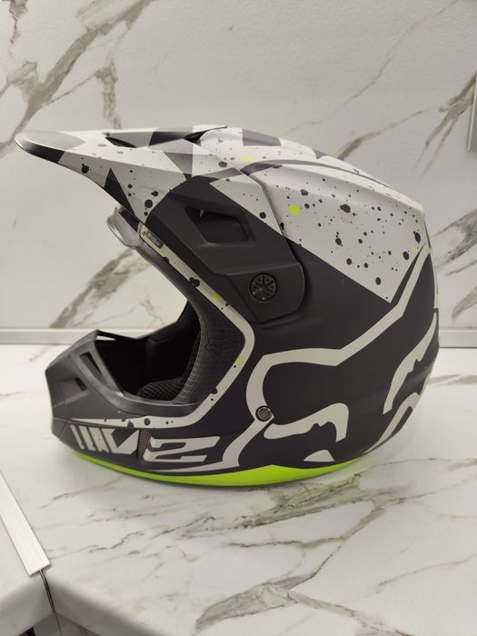 Мотокрос каска FOX V2 размер М