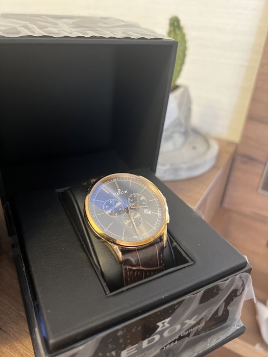 Наручные часы Edox
