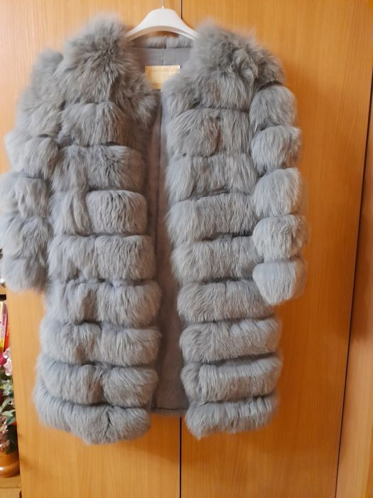 Зимно палто-сребърна лисица,Зимни якета ..топли ,лекикета,топло