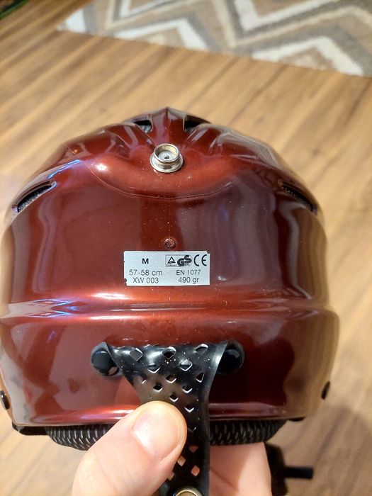 Casca de schi UVEX mărimea M