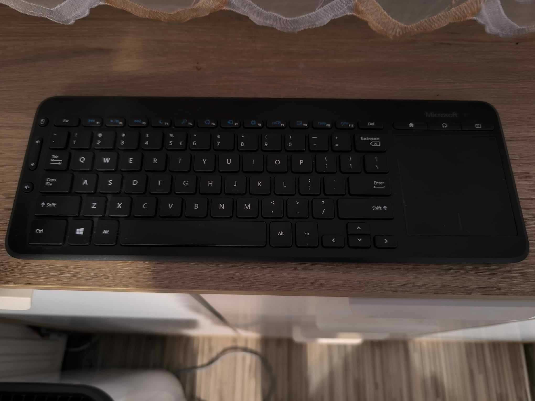 Vand tastatura Microsoft All-in-One, Wireless, Negru