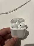 Casti AirPods2 simple
