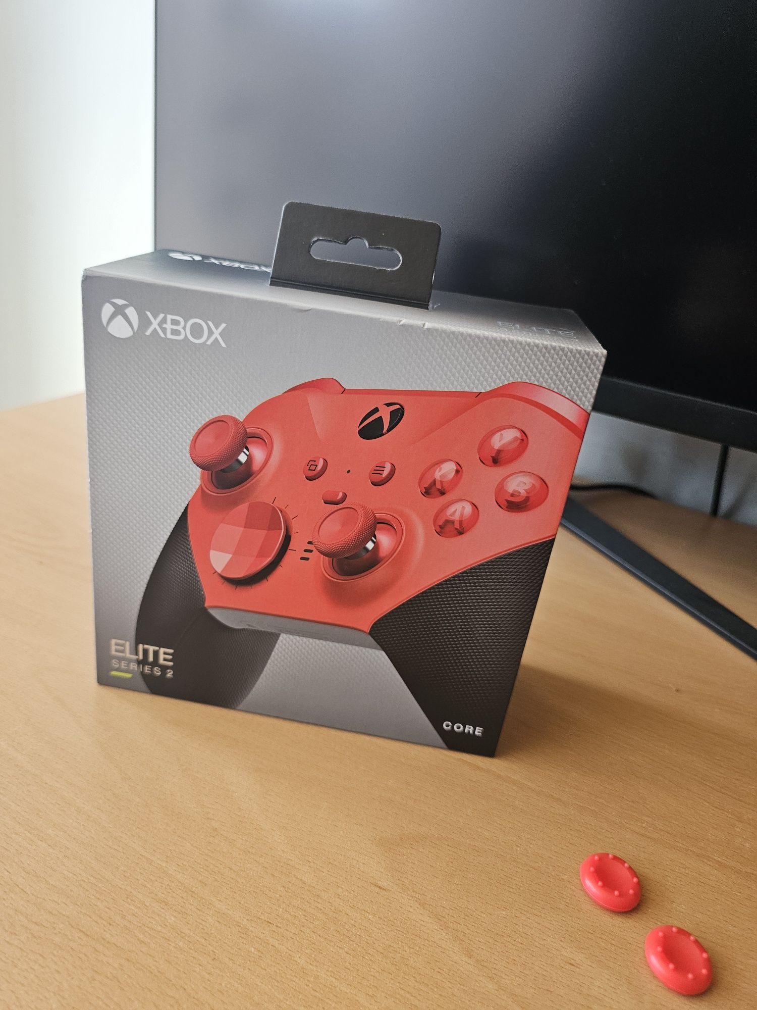 Xbox Elit 2 Core нов!
