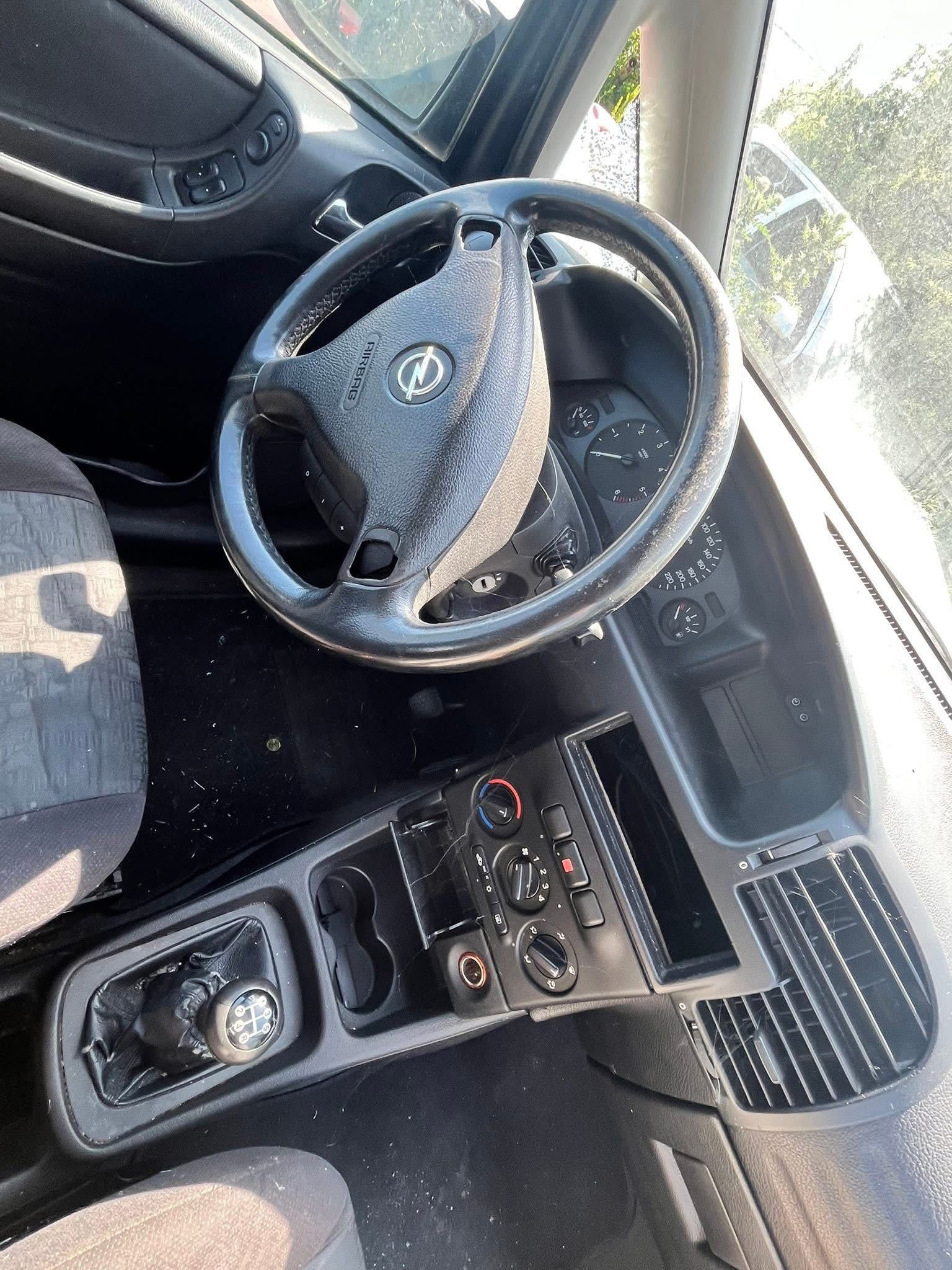 ВНОС Opel Zafira 2.0DTI 2000-2005