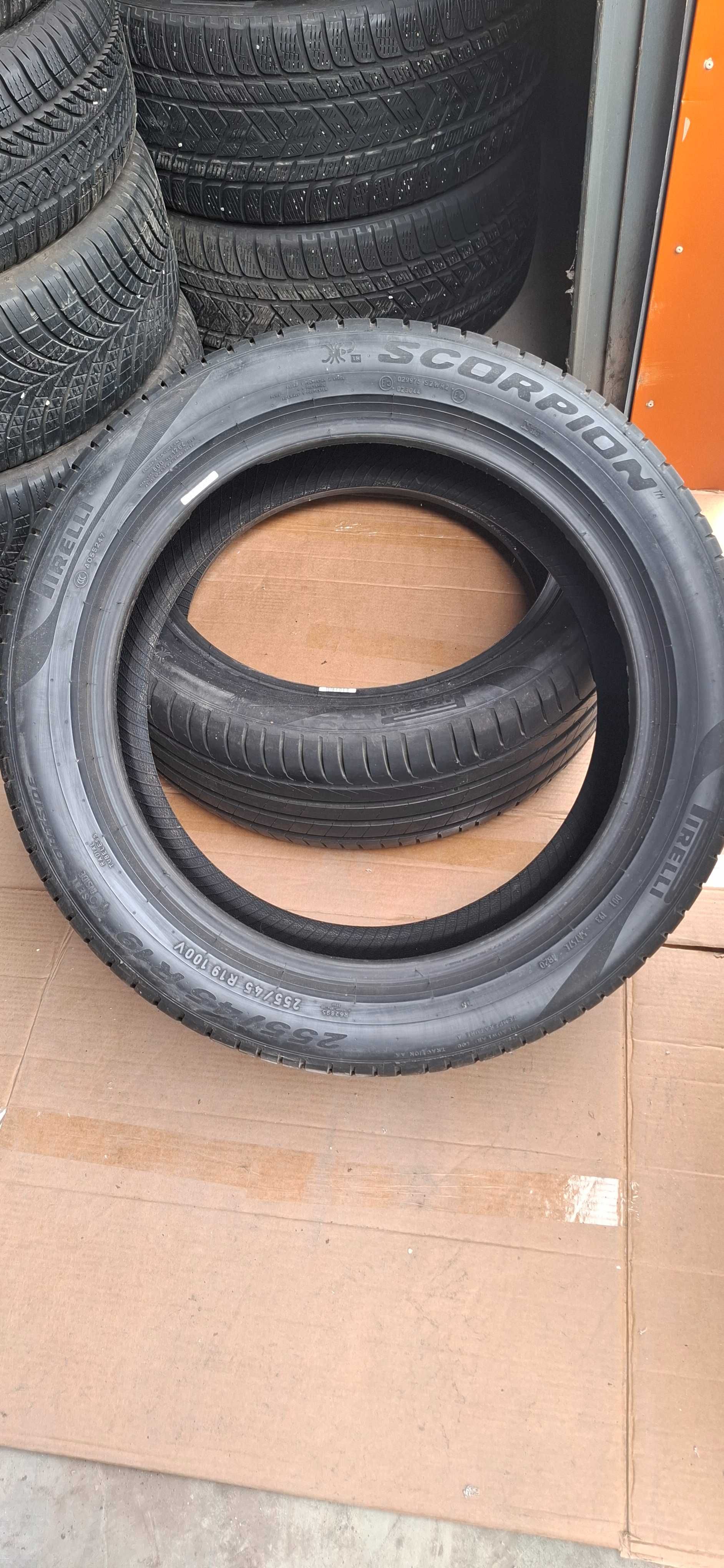 2бр. 255/45/19 Pirelli 5.8mm грайфер, дот 20г. Предлагаме монтаж +++