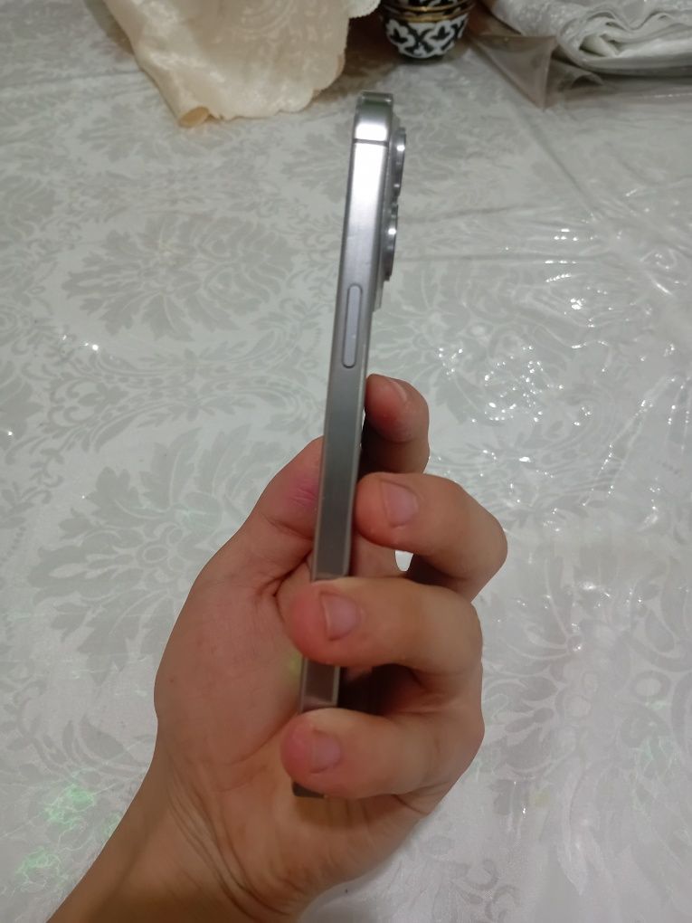IPhone. 15-pro max  512GB xitoymas koreyiskiy regional LL
