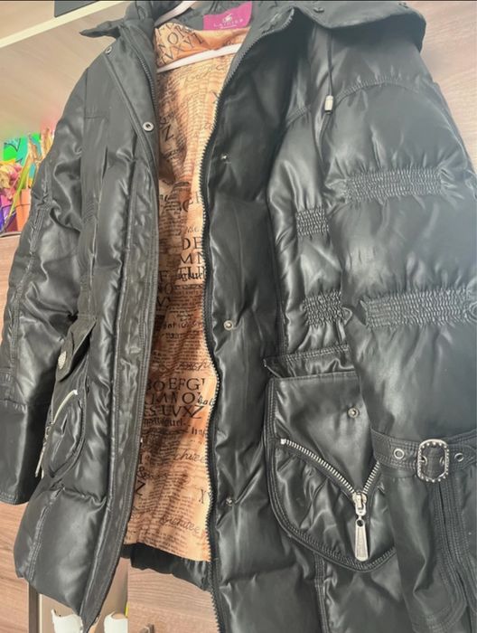 Geaca puf M, calduroasa si eleganta, gluga si cordon