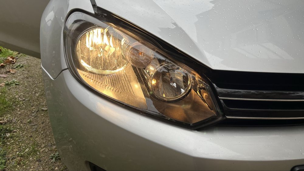 Десен фар за golf 6 нов