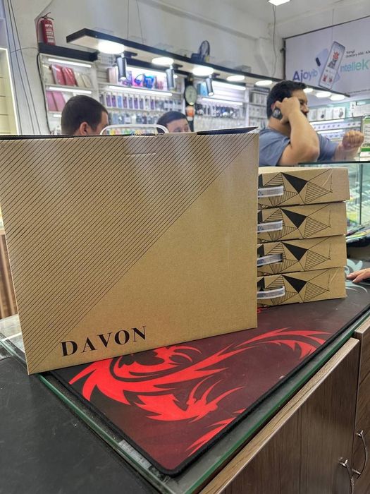 Mega aksiya Noutbook davon