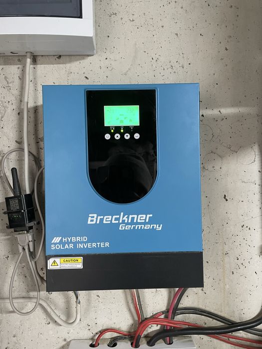 Invertor solar hybrid 3.0Kw Breckner+ cadou 1 invertor nou ne folosit